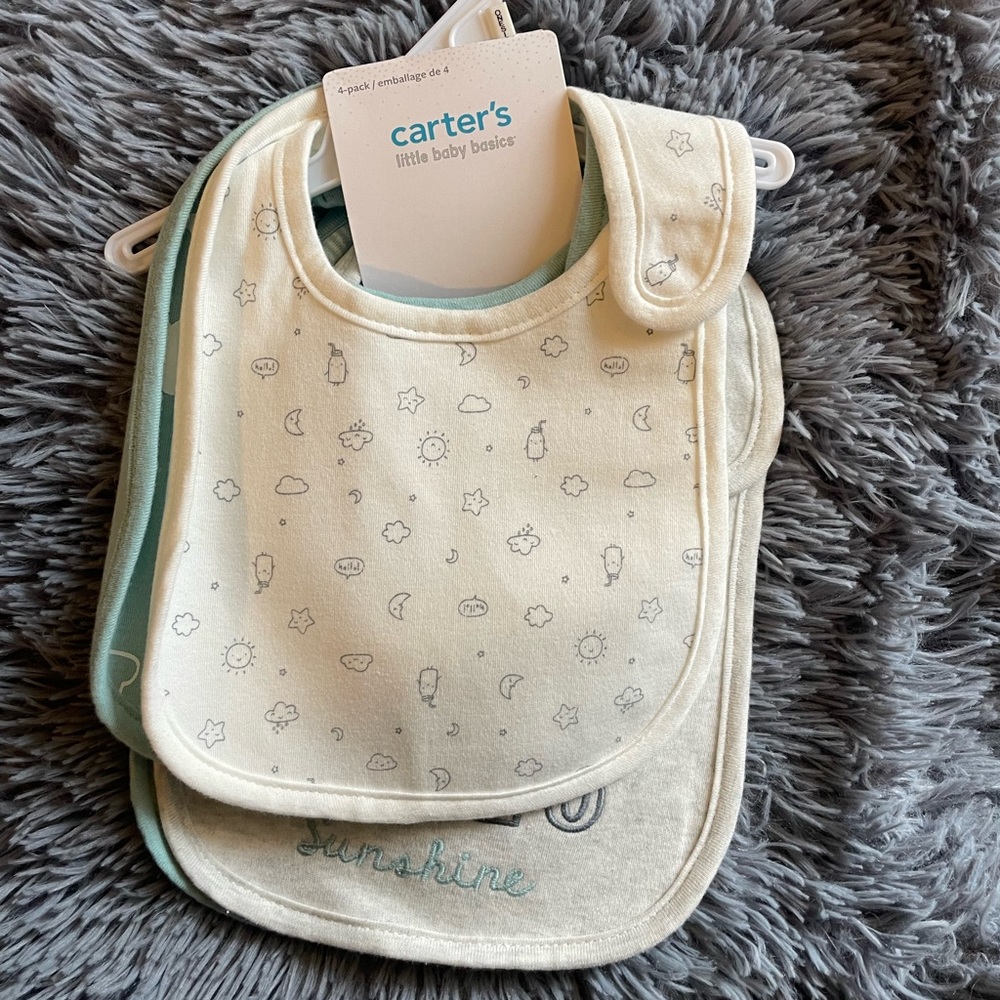 Carter’s 4 Piece Bib Set